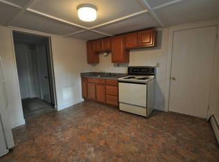 862 Raymond Rd #2, Chester, NH 03036