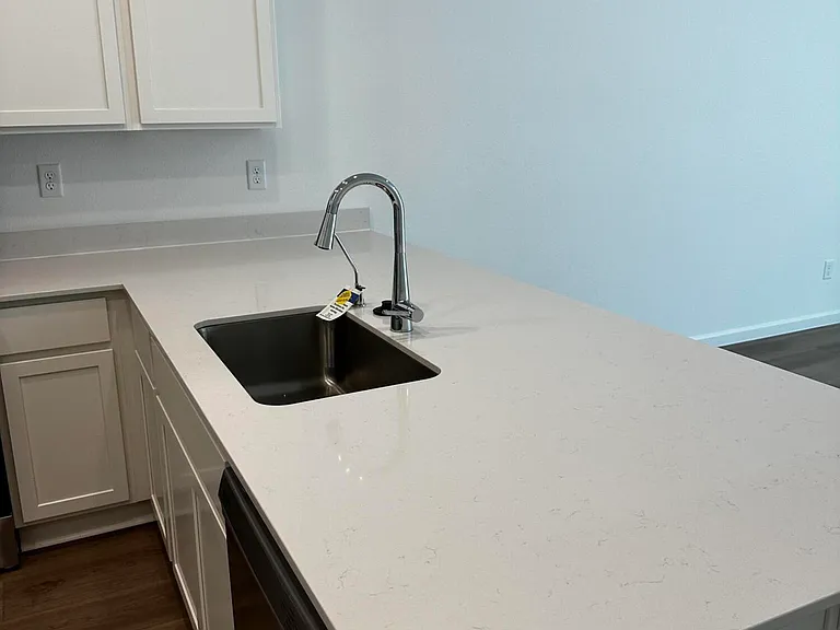 611 Holly Lakes Dr — Photo 11