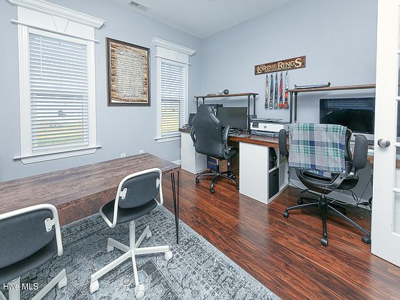 3rd image of 125 Hannah Drive