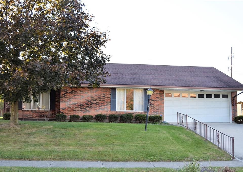 1st image of 412 Westview Dr