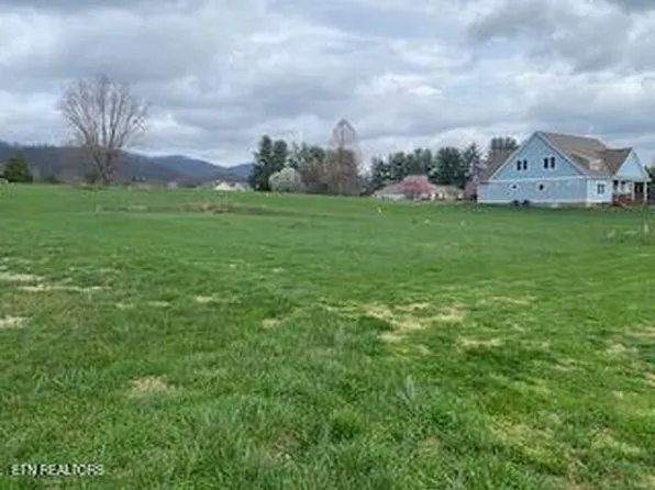 125 Lilac Ln, Speedwell, TN 37870