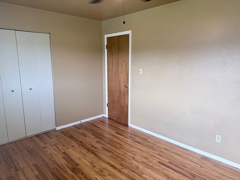 1419 Prado Dr — Photo 15