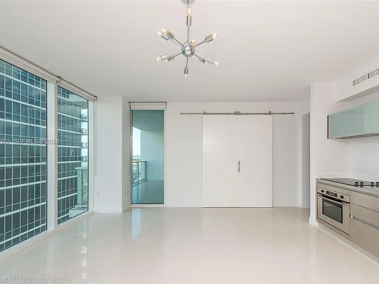 1040 Biscayne Blvd #1205 — Photo 7