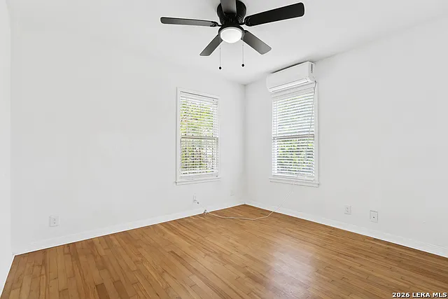 418 McDougal Ave — Photo 16