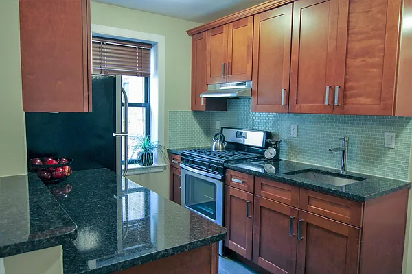 Rented by Sorelle Realty Group, LLC | media 4