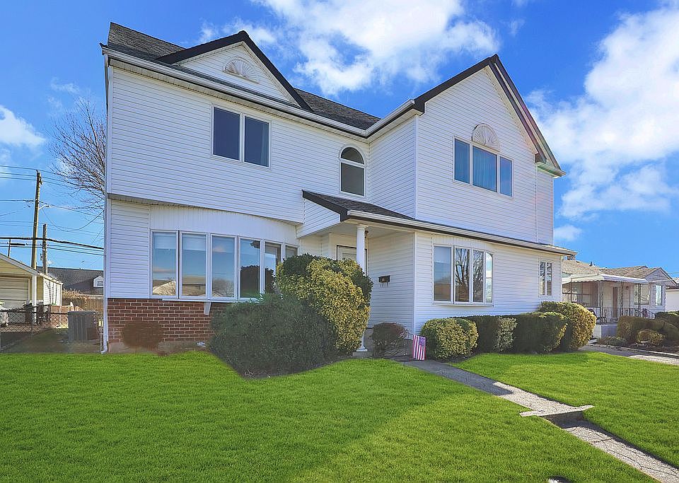 1st image of 46 Wellesley Ln