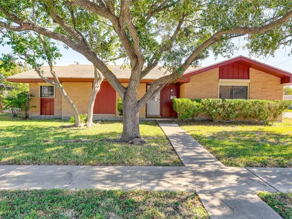1322 W Cherrystone Dr, Corpus Christi, TX 78412