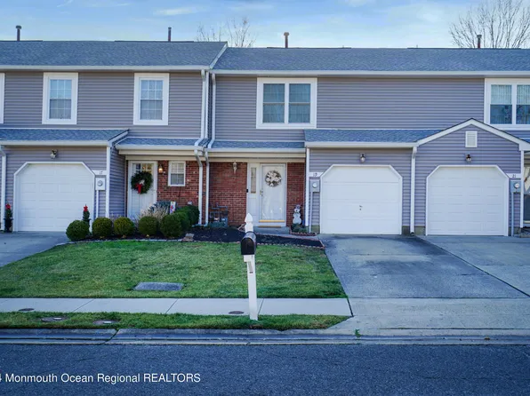 19 Birch Lane, Eatontown, NJ 07724