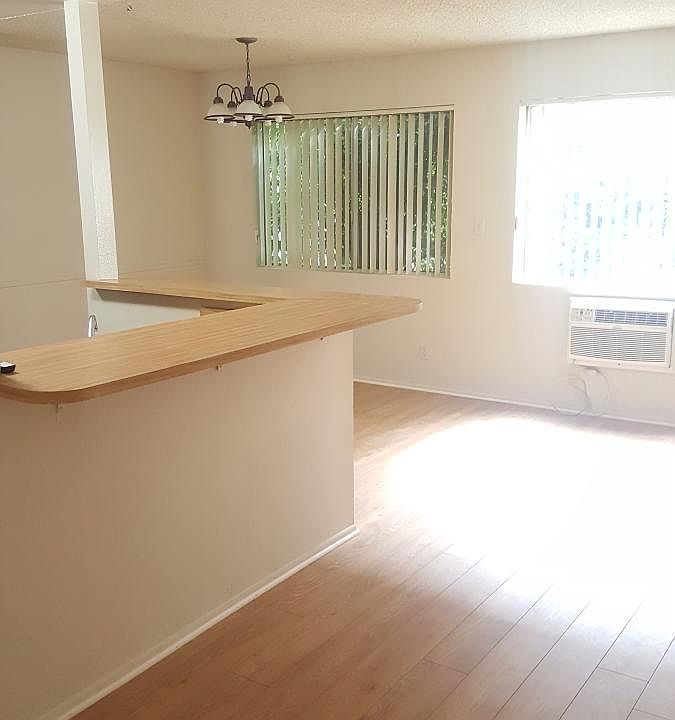Large, OPEN Kitchen, Living Room & Dining Area