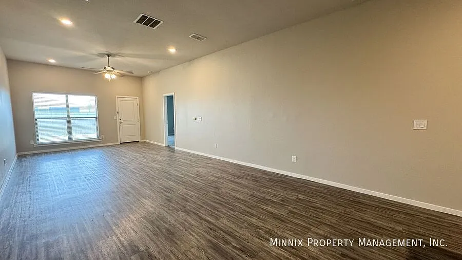 1633 133rd St #B — Photo 4