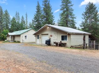 9360 W Liberty Dr, Spirit Lake, ID 83869