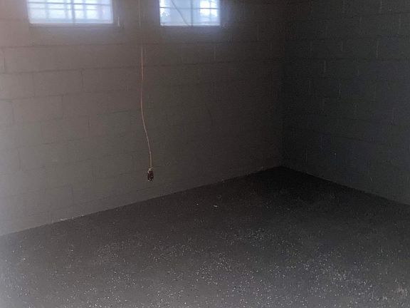5th image of 2210 Santa Barbara Dr