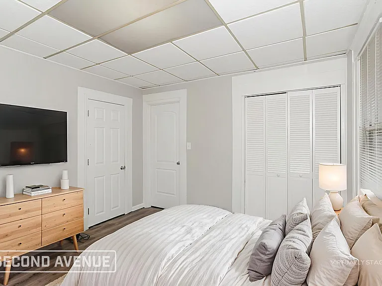 3302 Broadwell Ave — Photo 10