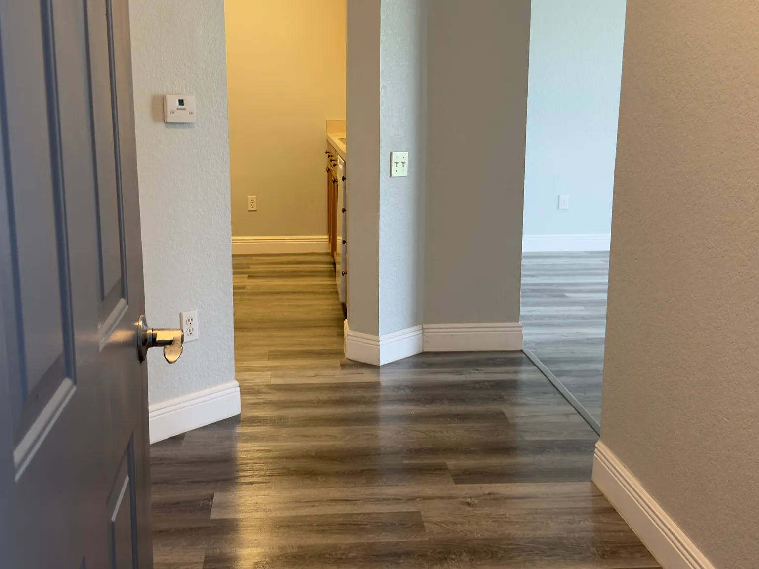 3 bed, 1268 sqft, $2,195 — Photo 2