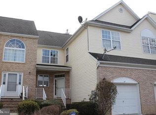 17 Wordsworth Ct, East Windsor, NJ 08520