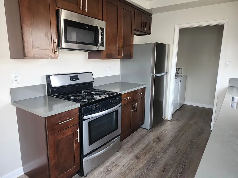 5259 W Slauson Ave — Photo 9