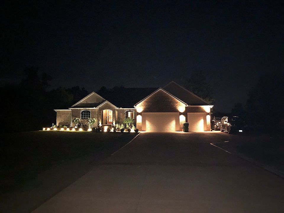 2nd image of 4692 Wood Rd