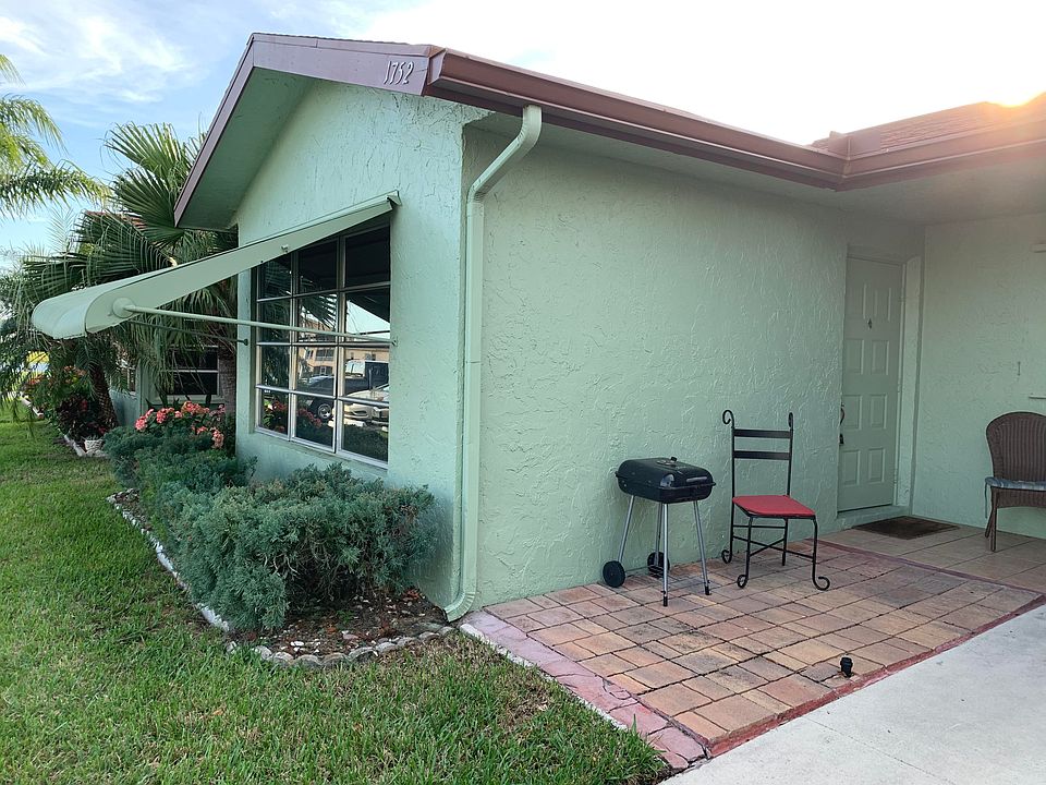 1st image of 1752 Lakefront Blvd #C