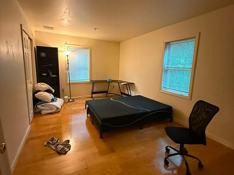 36B Raymond St #1B — Photo 5