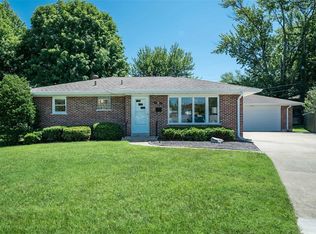 30 Clark Ct, Saint Charles, MO 63301