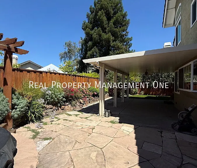 3010 Boardwalk St — Photo 39