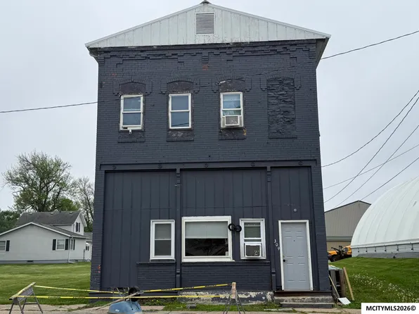 309 5th St, Kensett, IA 50448