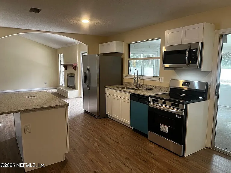 3527 Sheldon Rd — Photo 16