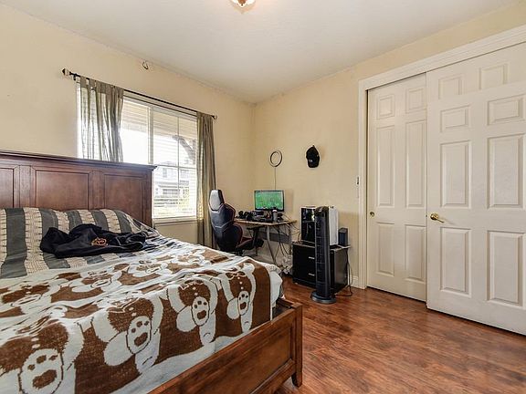 2nd image of 1829 Heather Garden Ln