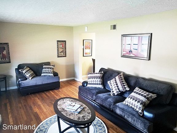 2nd image of 21370 Morris Ave