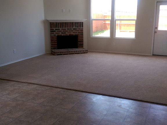 4th image of 1605 Megan Creek Dr