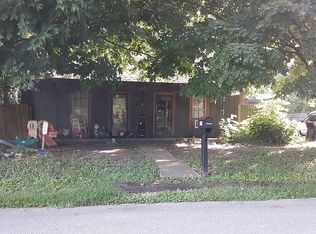 410 9th St, Corydon, KY 42406