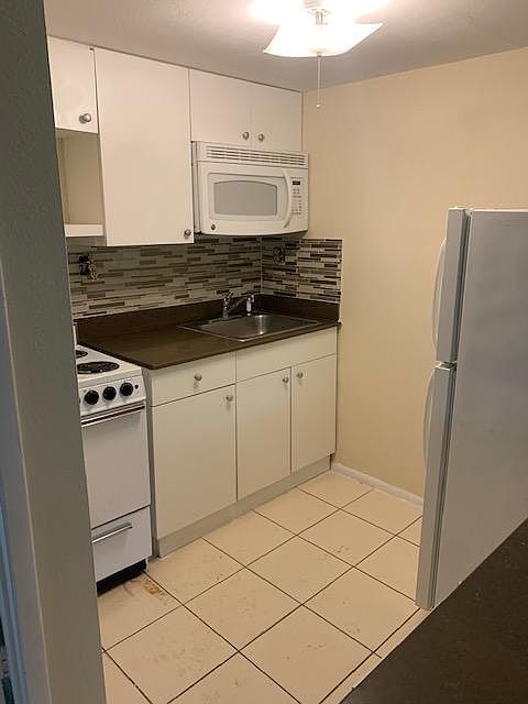 1st image of 7609 NW 42nd Pl