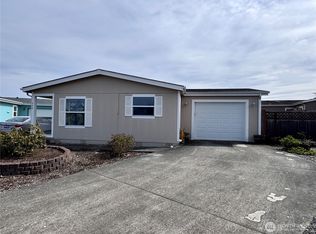 528 N 7th Ave, Sequim, WA 98382