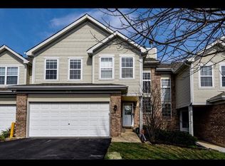192 Cheviot Ct, Roselle, IL 60172