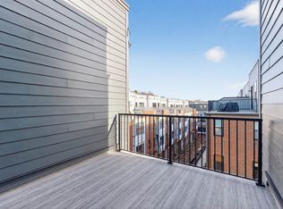 120 Pepperell St, Alexandria, VA