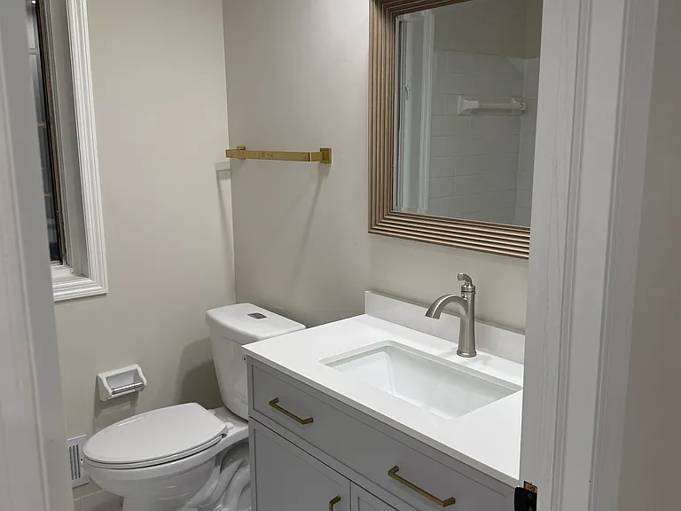 5500 Vagabond Ln N — Photo 10