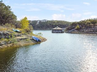 7308 Admirals Park Dr, Jonestown, TX 78645