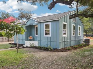 602 Short St, Smithville, TX 78957