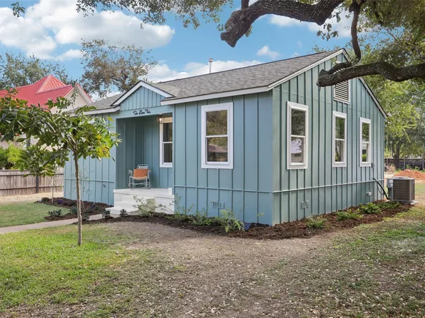 602 Short St, Smithville, TX 78957