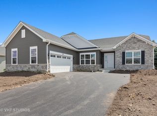 41W671 Fox Bend Dr, St Charles, IL 60175