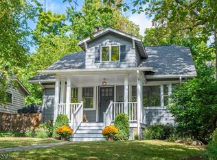 27 Nassau Rd, Montclair, NJ 07043