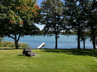 5405 Pete Dr, Maple Plain, MN 55359