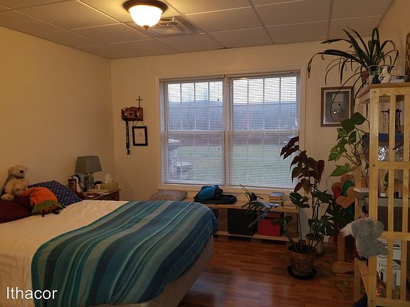 5th image of 106 Wiedmaier Ct #B
