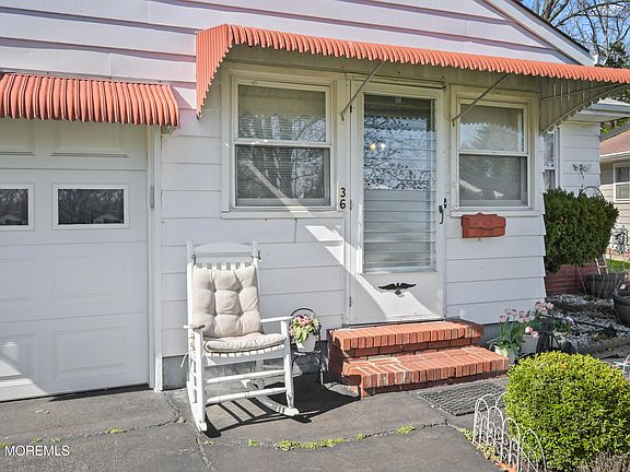 3rd image of 36 Petunia Way