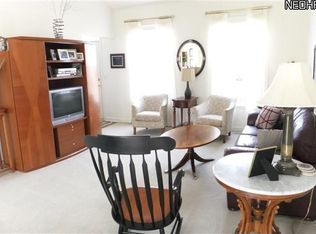 37067 Fairfield Ln, North Ridgeville, OH 44039