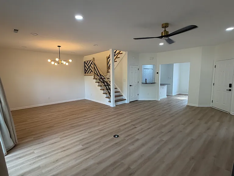 1630 Willow Cv — Photo 8