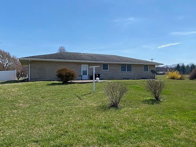 2nd image of 5197 Lincoln Highway Rd