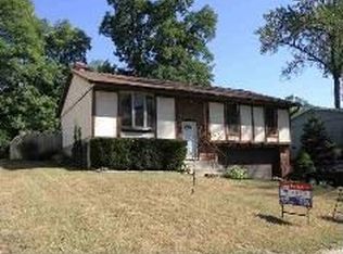 305 Sangamon Rd, Marquette Heights, IL 61554