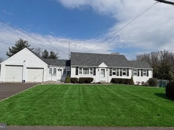 4668 Grandview Ave, Bensalem, PA 19020