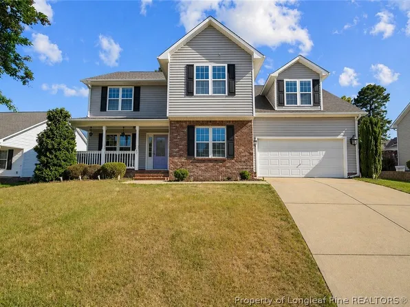 67 Rockingham St, Spring Lake, NC 28390